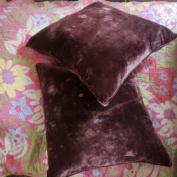 Vintage 90s Brown Velvet Paisley Beaded Down Filled Pillows Home Decor Boho - Picture 6 of 8